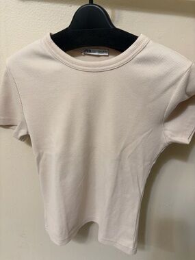 Zara Cream Ribbed Short Sleeve Crew Tee